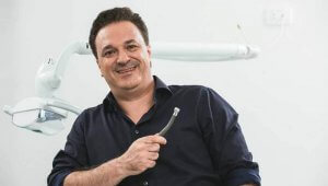 Massi começou vendendo escovas de dente