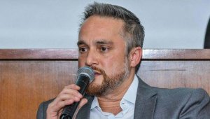 imobiliaria rede Lopes Lopes, por Lucas Penteado