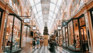 vantagens e desvantagens de franquias em shopping