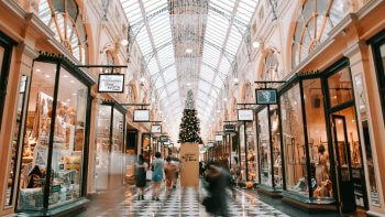 vantagens e desvantagens de franquias em shopping