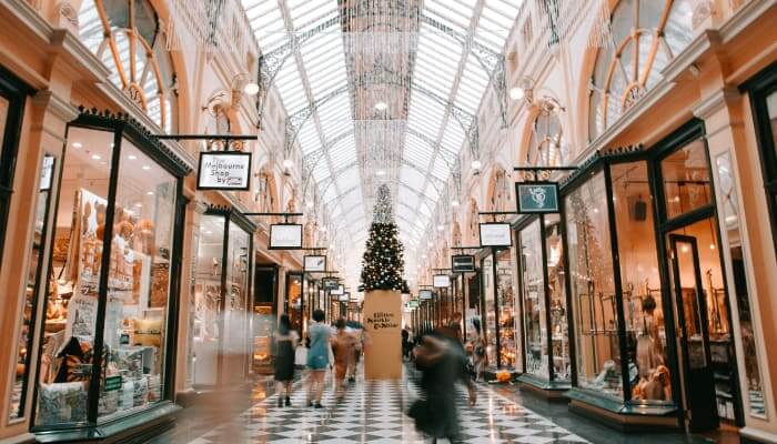 vantagens e desvantagens de franquias em shopping