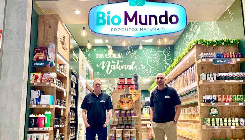 Empresários levam a franquia Bio Mundo para o Shopping Mueller e deixam a alimentação do paranaense mais saudável