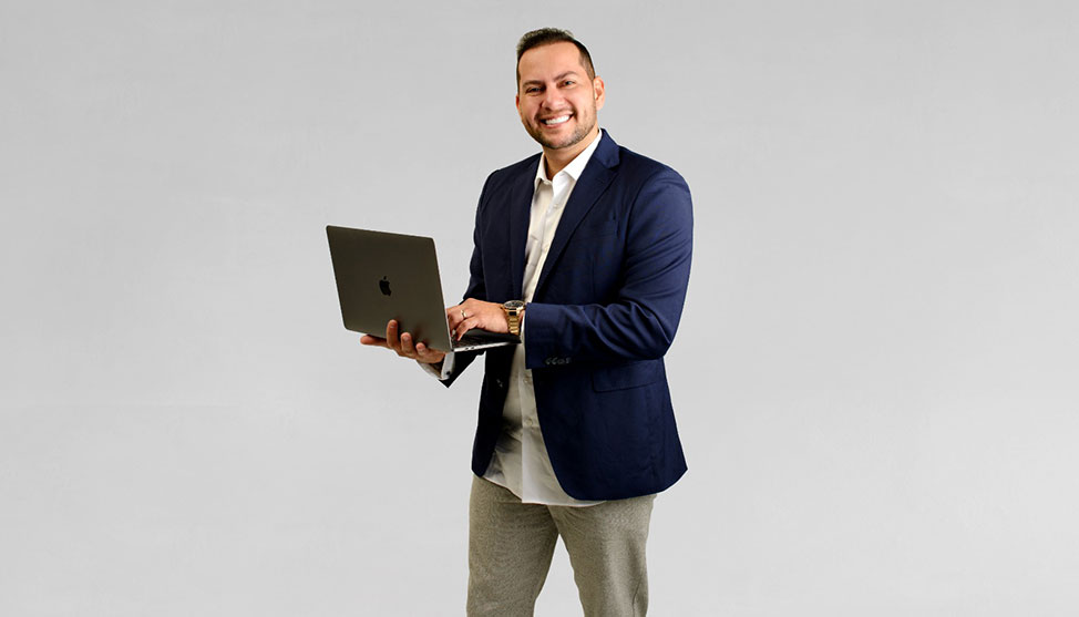 Ex-roceiro empreende com venda de passagens a&eacute;reas, lan&ccedil;a franquia de ag&ecirc;ncia de viagens e fatura R$ 45 milh&otilde;es