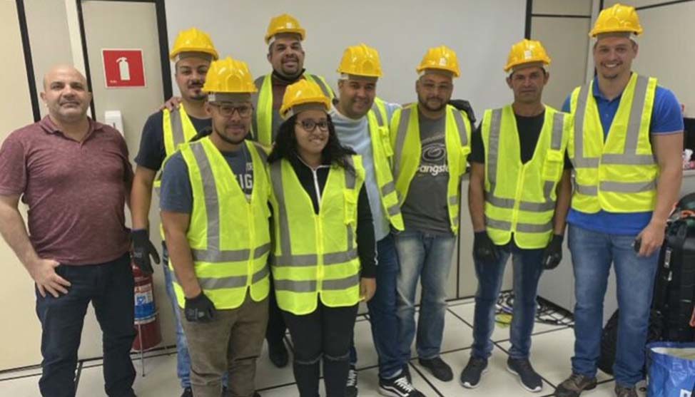 Mundos os negócios faz irmãos investir em franquia de energia solar