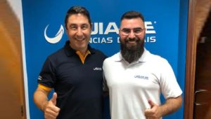 sucesso financeiro ao investir em uma franquia Guia-se