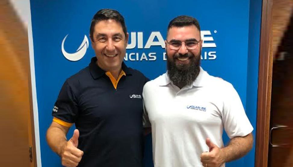 sucesso financeiro ao investir em uma franquia Guia-se