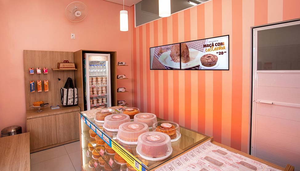 Paixão por cozinhar leva empreendedora a abrir a primeira unidade da Casa de Bolos em Patrocínio (MG)