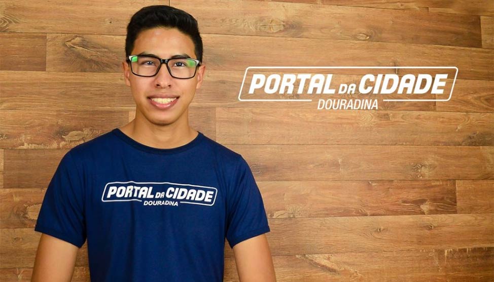 Ele se tornou franqueado aos 17 anos e unidade já comemora 10 anos de sucesso