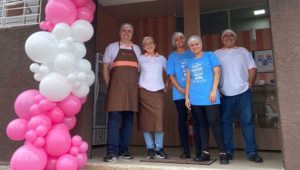 Epreendedora muda de ramo e investe na Casa de Bolos