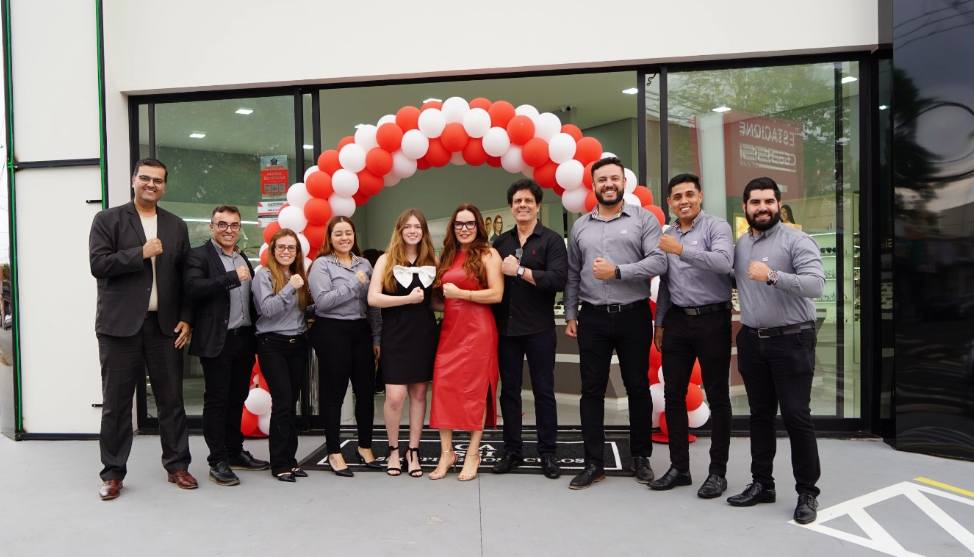 Karina Serra Multifranqueada Óticas Gassi conta sua história de sucesso