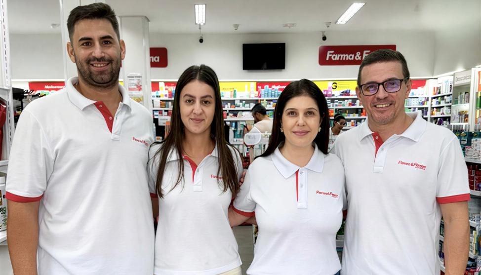 De colegas de trabalho a donos da própria farmácia: a sociedade de Ailton e Rafaela no franchising