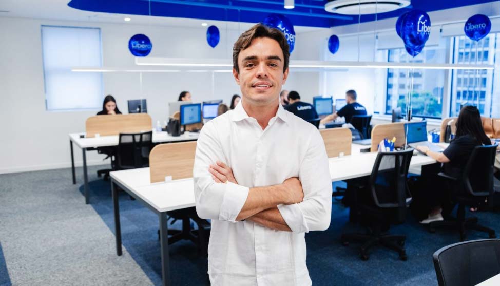 Do guichê do banco ao topo do franchising de seguros: A Jornada de Tiago Souto e a revolução da Líbero