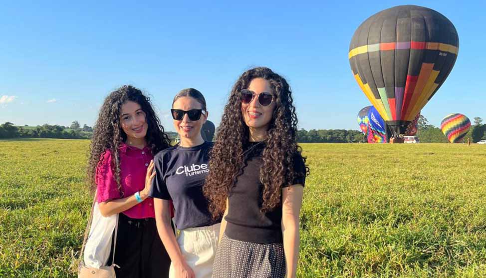 De aeromoça a franqueada: como mãe e filha decolaram juntas no setor de turismo