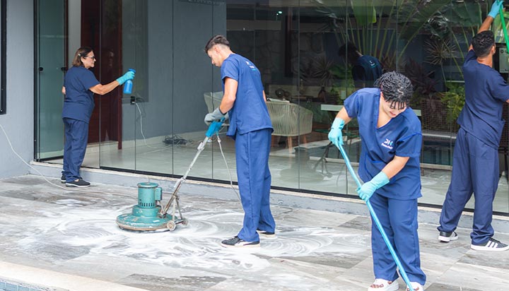 Franquias de limpeza pós -obra Dona Help